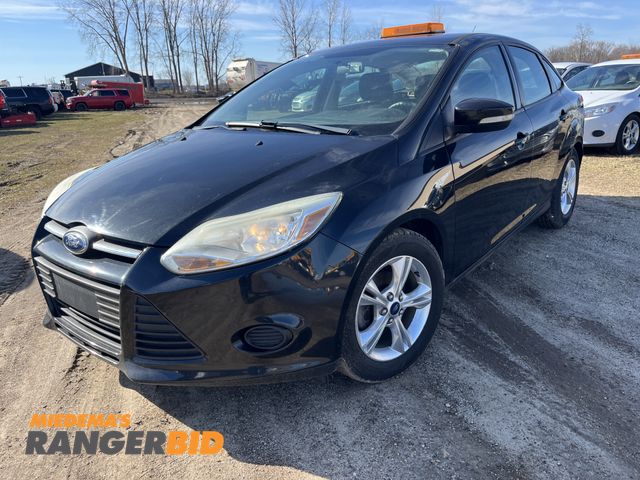 Lot 30-4310 - 2014 Ford Focus Sedan FWD
