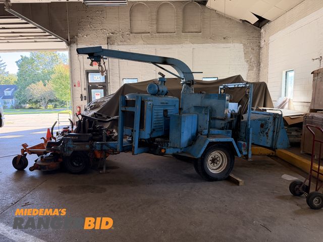 Lot 30-11477 - Bandit 200+ Wood Chipper