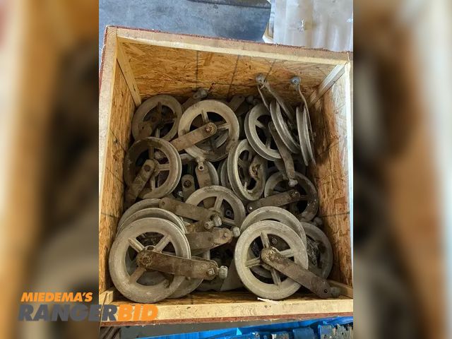Lot 30-10131 - Lot of appx (80) pieces of LARGE CABLE AERIAL CABLE SHEAVE PULLEY LINE Stringing Block 14" x 2", Lik...