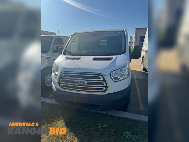 Lot 30-JX163 - 2017 Ford Transit T250 Cargo Van RWD 2017 Ford Transit T250. 336261 miles. It does need a starter