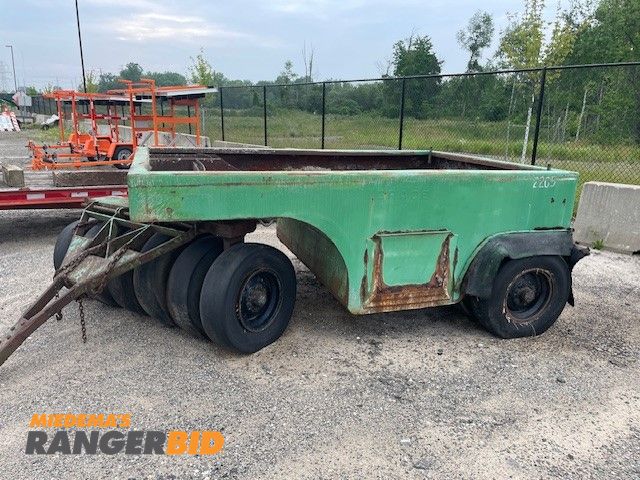 Lot 30-10482 - 1967 Grace 13Z tow behind.  13 wheel rubber tire roller.  7.5 – 15 6ply tires.
