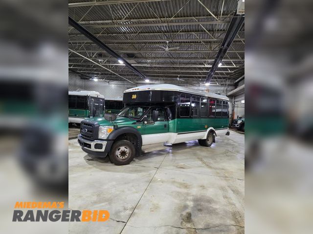 Lot 30-42030 - 2015 Ford F550 bus Good old bus. replaced with a new bus. municipal owned , operated and maintained....