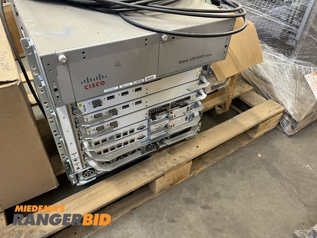 Lot 30-1599 - Cisco ASR 9000 Server Router