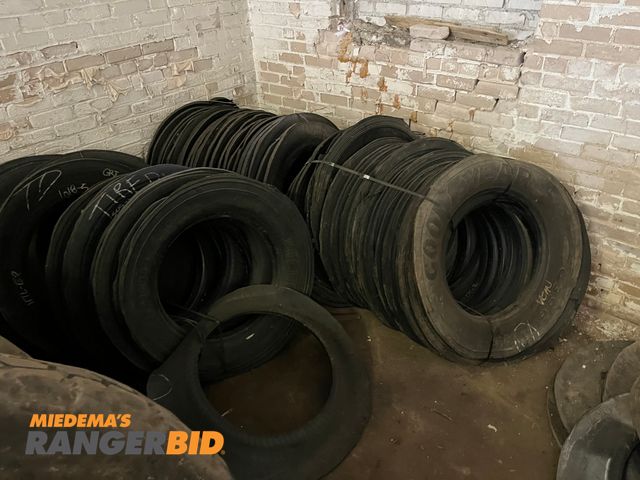 Lot 30-3964 - Large quantity of cut tires for the base of construction barrels. Seller will load.