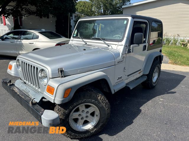 Lot 30-5698 - 2006 Jeep Wrangler Sport 4x4