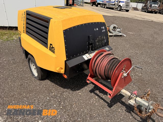 Lot 30-3432 - 2015 Kaeser Mobilair M50 Towable Compressor