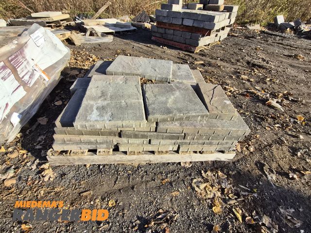 Lot 30-3126 - Belgard Pavers, approx. 50 sq. ft