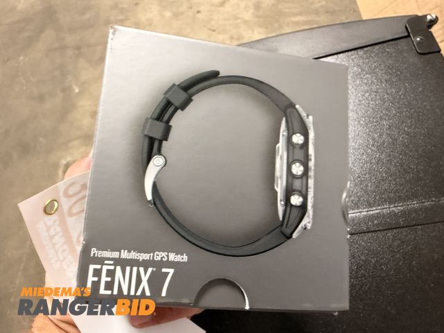 Lot 30-3927 - Garmin Fenix Multisport GPS watch