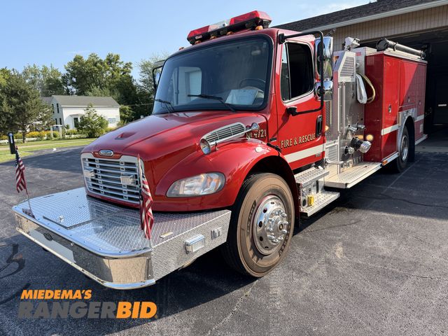 Lot 30-3448 - 2004 Freightliner M2 E-One Fire Truck