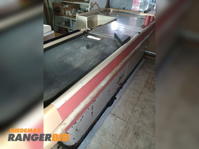 Lot 30-30-1489 - 1 null Cashier counter with conveyor belt
Tested and working. Buyer have to disassemble unit. Please...