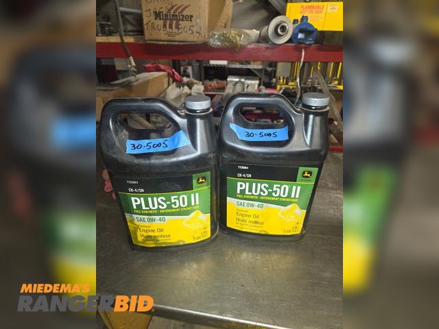 Lot 30-83715 - John Deere 0w-40 Engine oil