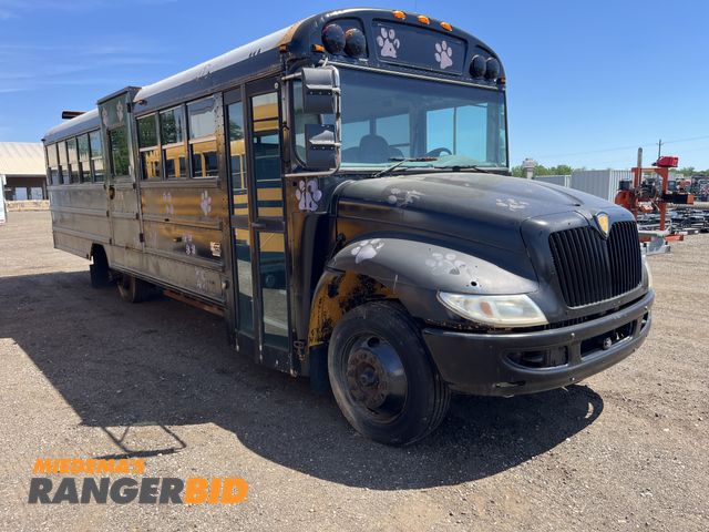 Lot 30-3723 - 2011 IC BUS PB105 School Bus
