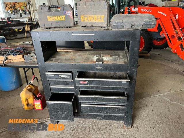 Lot 30-594 - (3) Craftsman Toolbox Also comes with 3 power tool cases (no power tools)