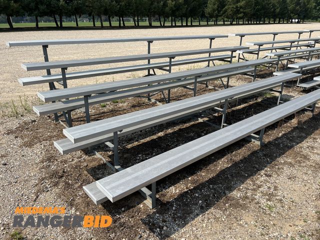 Lot 30-1600 - Allstar Bleachers Aluminum Bleachers (5) rows of seats.  15' long, 9' wide, 4' tall.