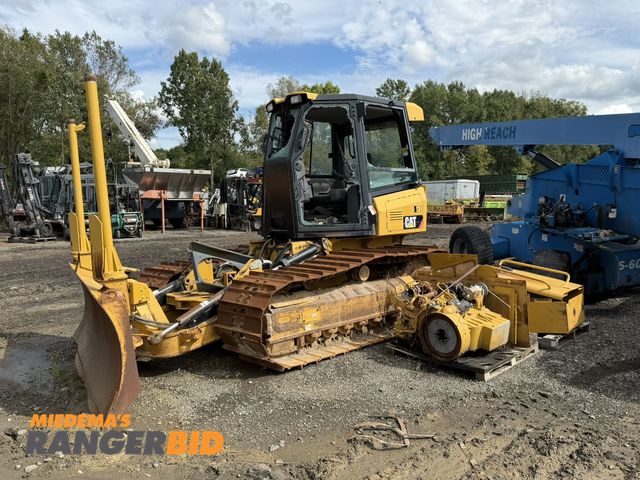 Lot 30-1337 - 2014 CAT D5K2 LGP Dozer