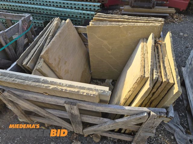 Lot 30-3117 - Natural Paving 24" x 24" Tiles