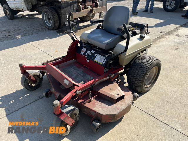Lot 30-1853 - eXmark LZ22KC603 Zero-Turn Lawn Mower Commercial Lawn Mower