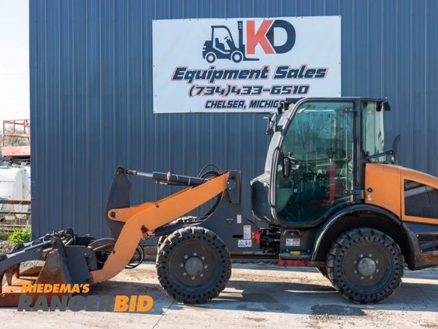 Lot 30-10469 - 2020 CASE 21F Loader Starts, Runs and Operates.  Seller will assist with laoding.