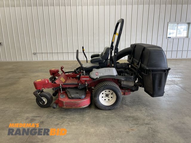 Lot 30-11119 - 2022 Exmark Lazer Z Zero-Turn Lawn Mower 2022 Exmark Z Zero Turn Riding Mower. The mower has a Kawas...