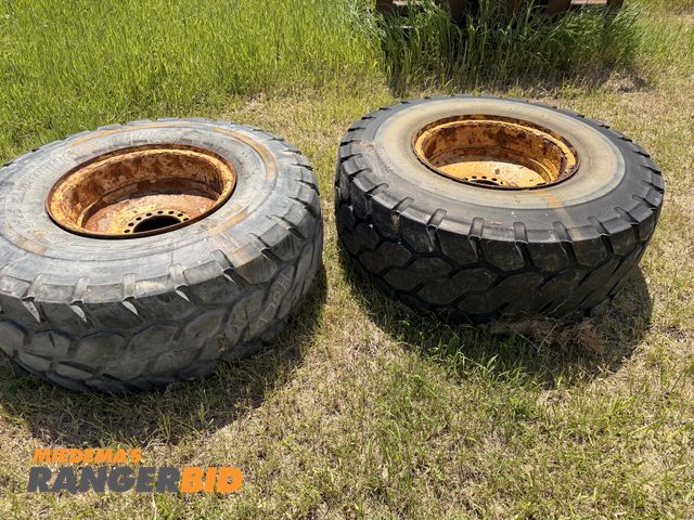 Lot 30-3906 - (2) 924 Loader tires with rims.