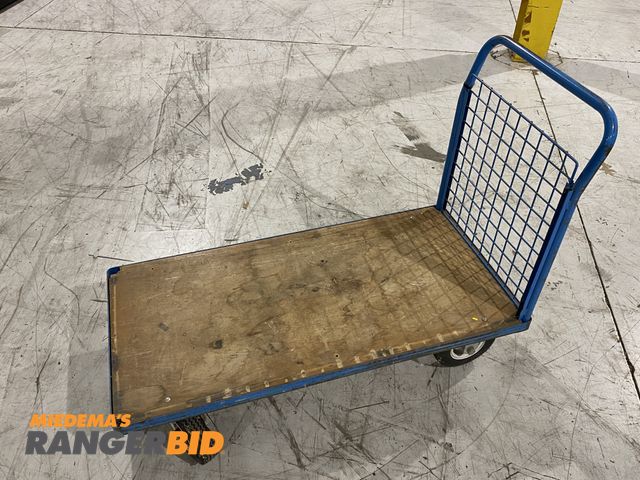 Lot 30-16 - Industrial Shop Cart / Tool Cart

Seller will assist with loading. Forklift and loading dock availab...