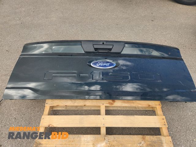 Lot 30-1274 - Ford Tailgate