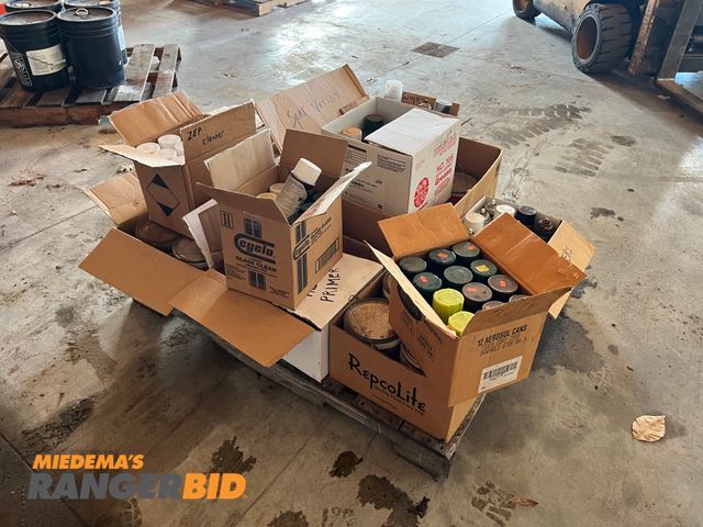 Lot 30-2907 - Pallet of Aerosol Sprays, Cleaners, Paint, and more.
