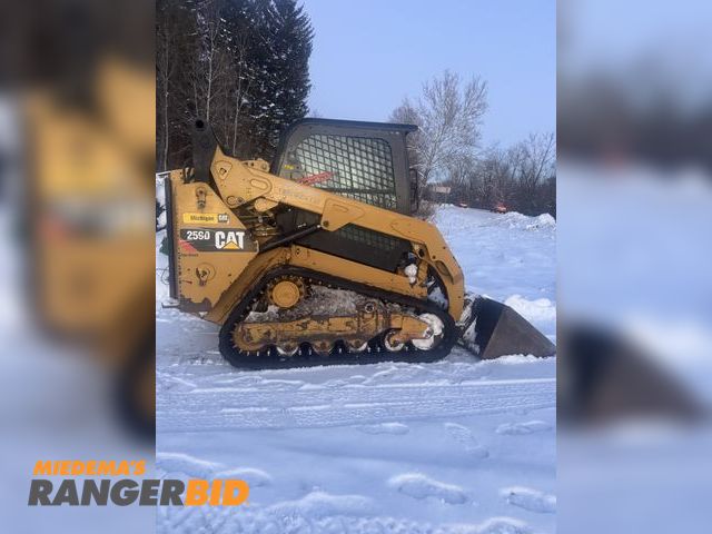 Lot 30-10818 - Skid Steer Very well maintained,