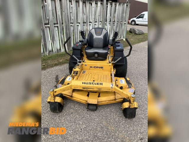 Lot 30-10586 - 2021 Hustler X-ONE 60 Zero-Turn Lawn Mower