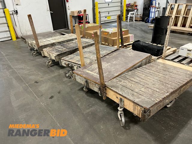 Lot 30-3840 - 5 Carts condition varies. Seller will load. See pics for general sizes