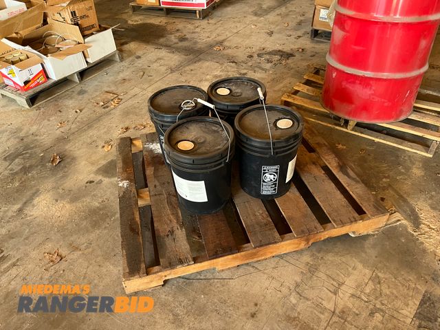 Lot 30-2912 - (4) 5 gallon Buckets Beaver Research Convert Rust Control One is opened.