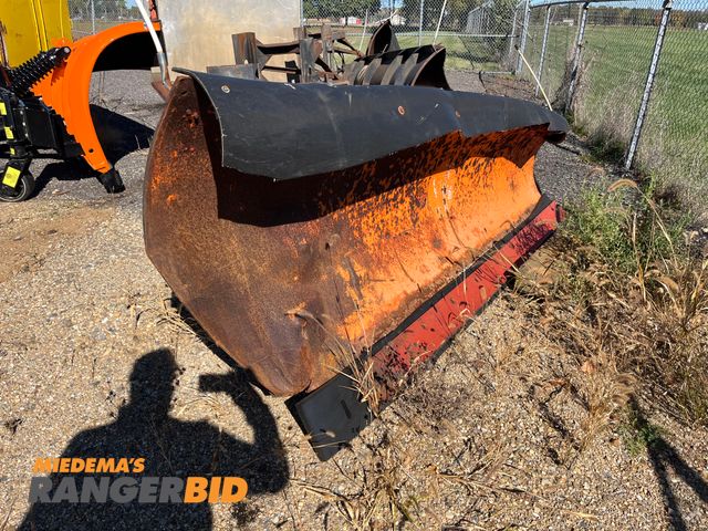 Lot 30-3717 - Root Plow. See pics for dimensions. Municipality owned, seller will load.