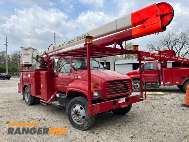 Lot 30-10363 - 1998 GMC C7H042 with a 7.0L V8 engine. Boom Truck / Bucket Truck / Aerial Bucket Truck 52' Certified