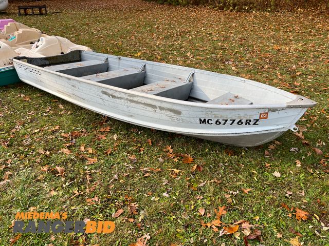 Lot 30-3016 - Northwood 14SBF 14' Aluminum Row Boat Boat