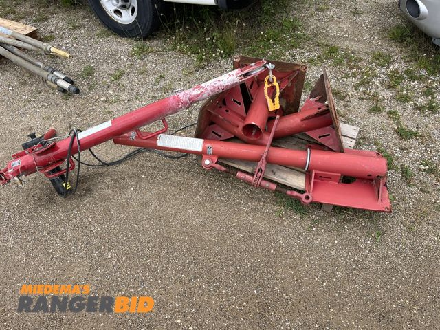 Lot 30-3778 - Thern Inc. 5110 Series 1000lbs Portable Davit Crane with Winch