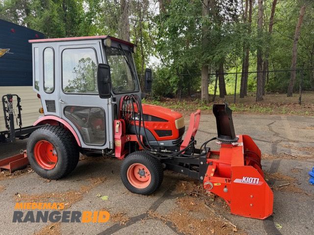Lot 30-11417 - Kioti CS Subcompact Tractor