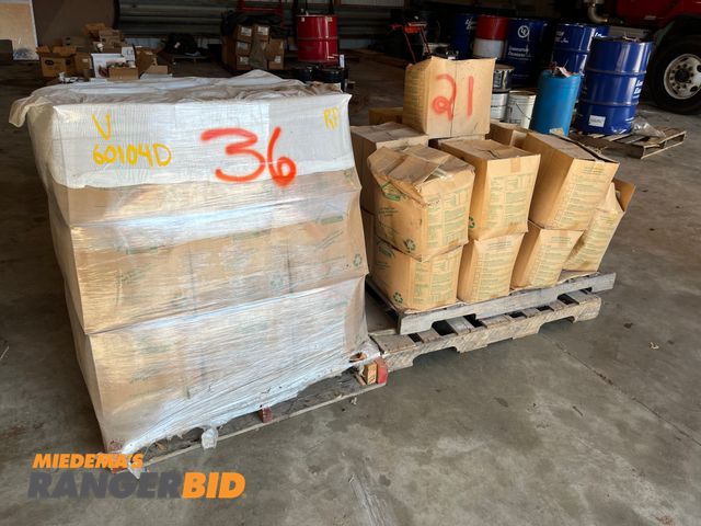 Lot 30-2926 - (57) Right Pointe Fast Set Crack Sealer Material . Municipality owned. Seller will load.