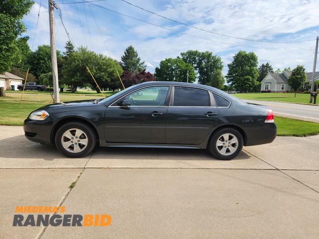 Lot 30-1596 - 2013 Chevrolet Impala Sedan FWD