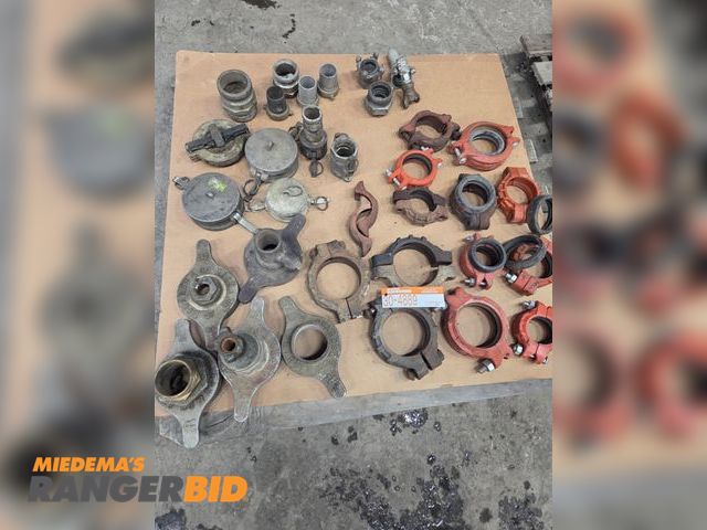 Lot 30-4889 - Pallet of miscellaneous fire hose clamps