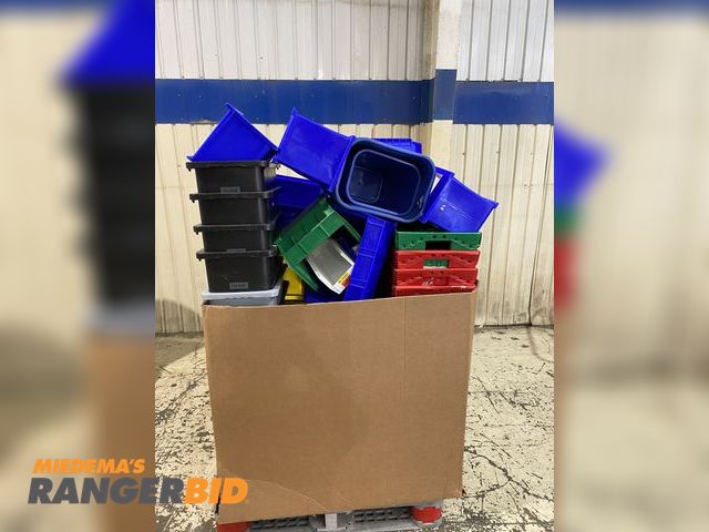 Lot 30-280MV - Pallet of Various Plastic Bins and Storage Totes and Waste Bins