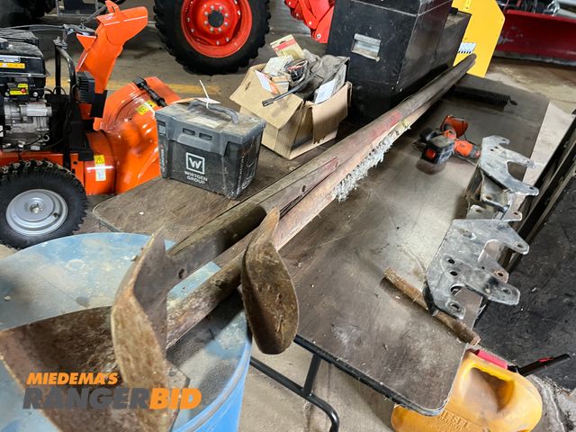 Lot 30-591 - (3) 10' Septic Scraper / Shovel