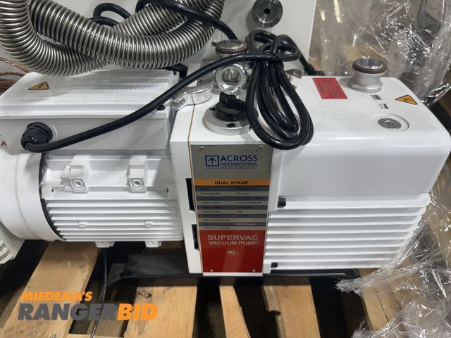 Lot 30-10492 - 2020 Across Supervac 11C Vacuum Pump