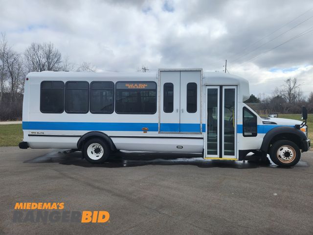 Lot 30-1202 - 2013 Ford F-550 Super Duty Eldorado 22 Passenger Bus 6.7L Power Stroke Diesel Engine, 4 spots for wh...