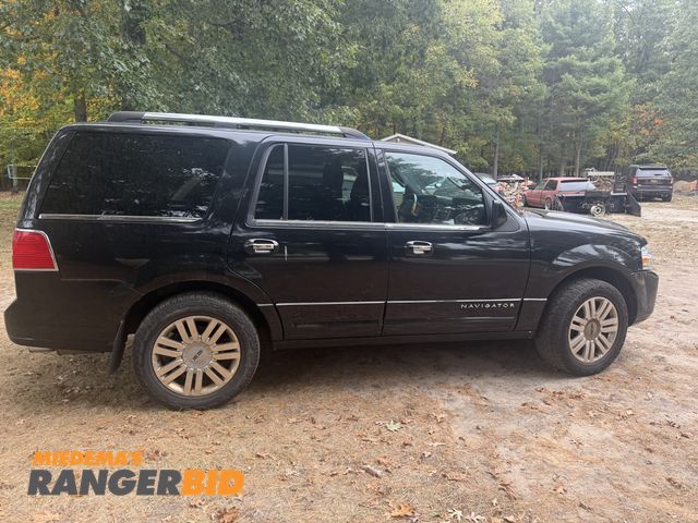Lot 30-10716 - 2012 Lincoln Navigator Limited