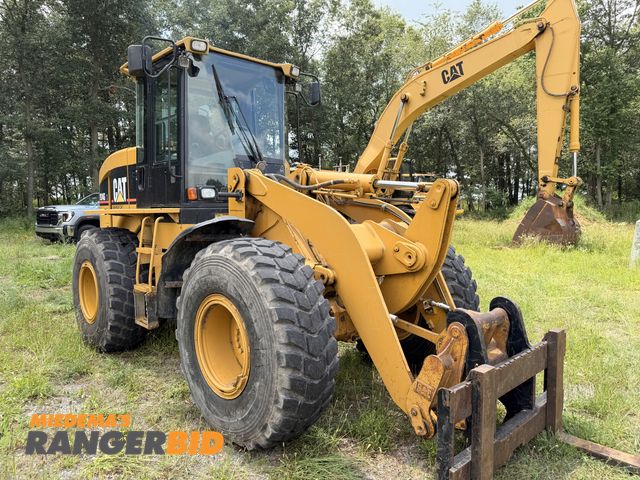 Lot 30-3104 - 2007 CAT 924GZ Wheel Loader / Loader with Bucket and Forks