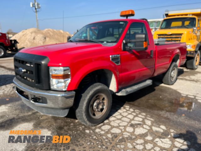 Lot 30-3000 - 2009 Ford F-250 Super Duty with a 5.4L V8 SOHC 16V engine. with 77,099 miles Regular Cab Pickup Truck 4x4 •	Municipality owned, regularly serviced, and well maintained.
•	See downloadable video fo...