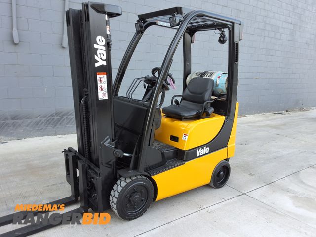 Lot 30-210 - 2010 Yale 3,000lbs Capacity  Forklift  - See Video for Operation