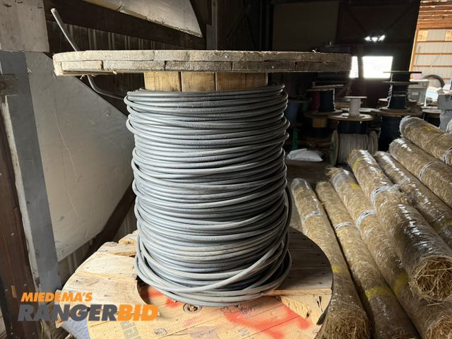 Lot 30-5709 - (1) partial spool of 1 gauge copper wire.