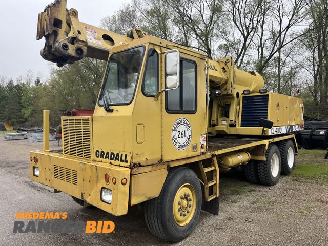 Lot 30-4783 - Gradall XL4100 Excavator