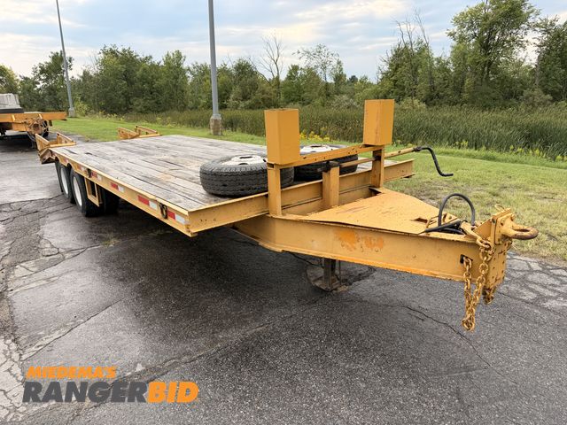 Lot 30-3384 - 1991 CZ Trailer Equipment Trailer Flat Bed Trailer